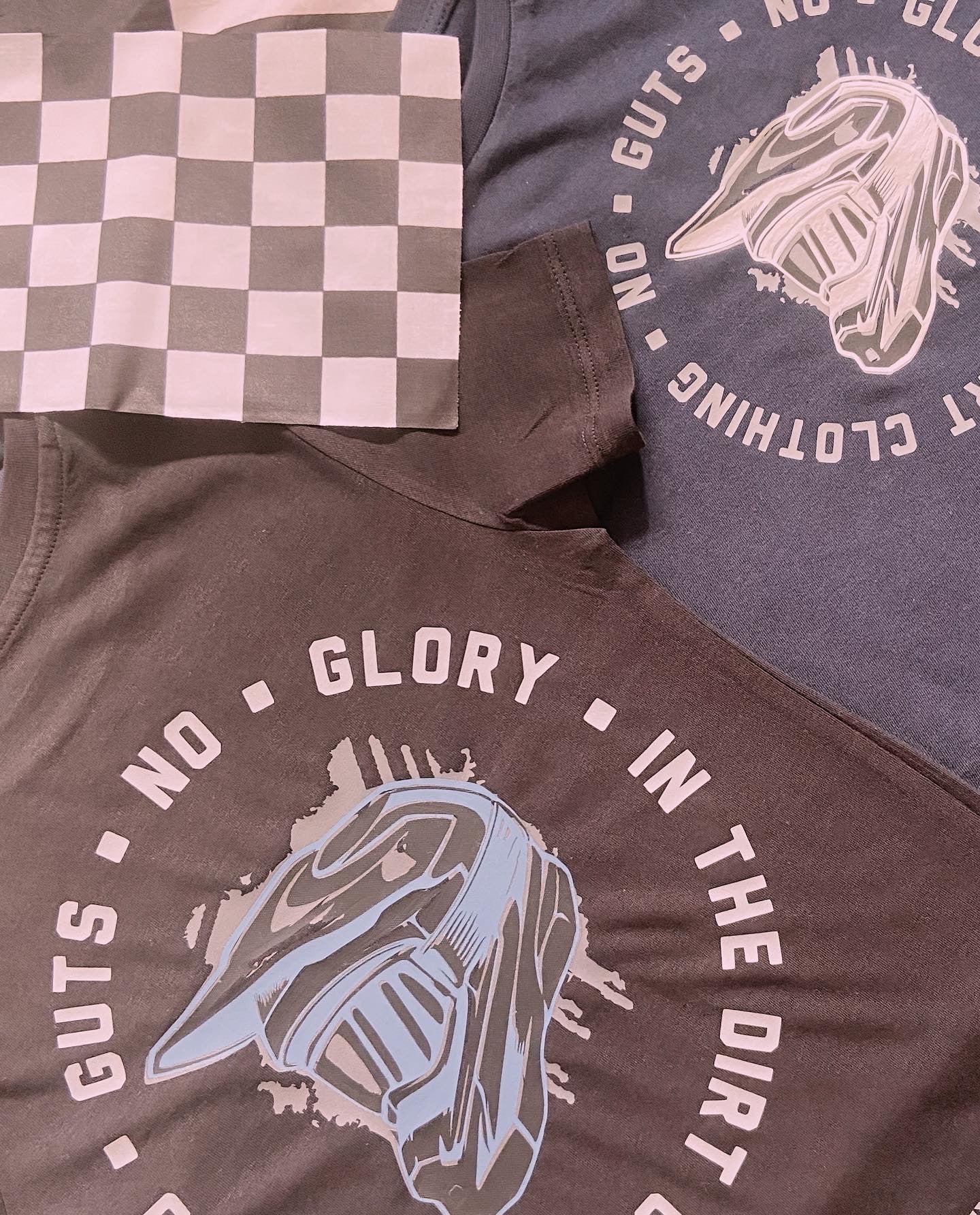 Drippy print monochrome