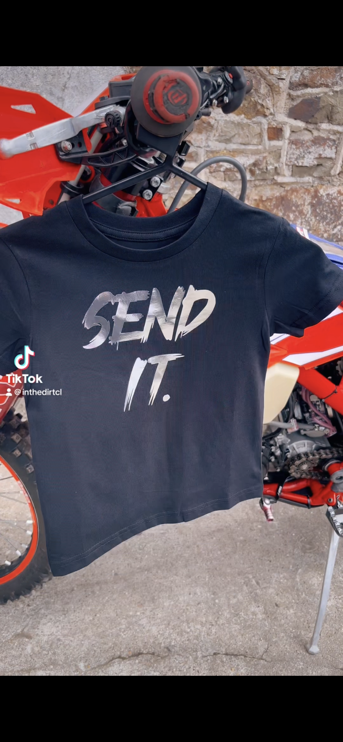 Stay fast / send it Tee