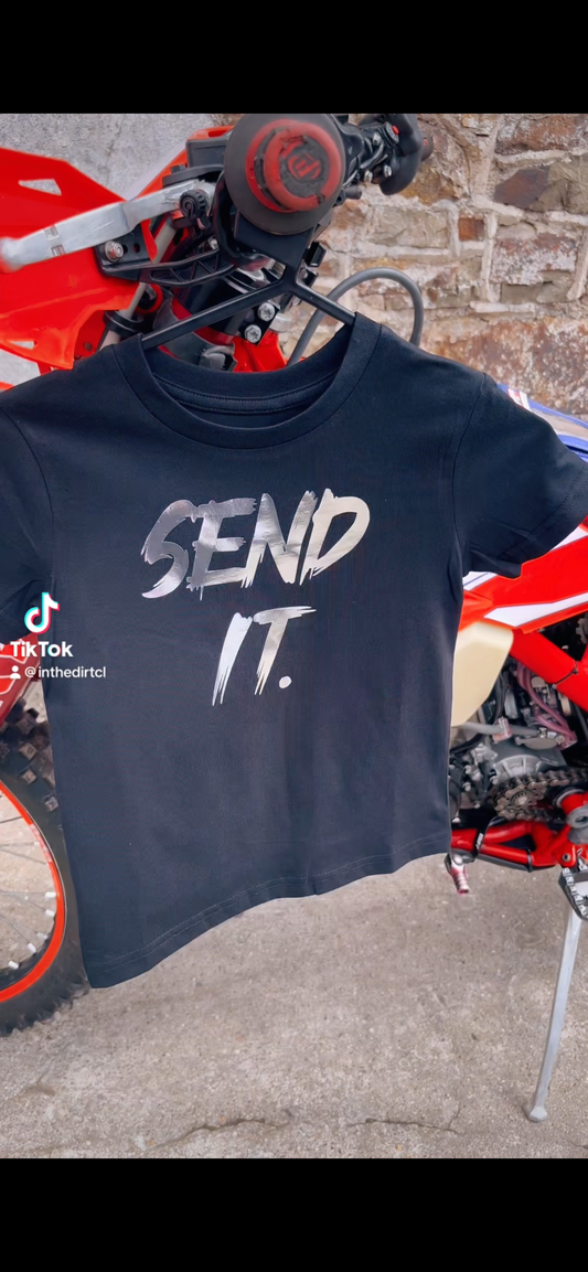 Stay fast / send it Tee